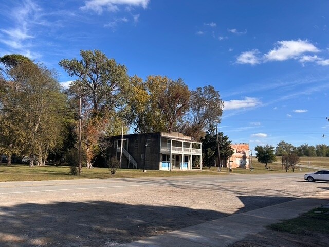 More Photos Of 203 Sprague St, Arkansas City Storefront Retail Residential For Sale