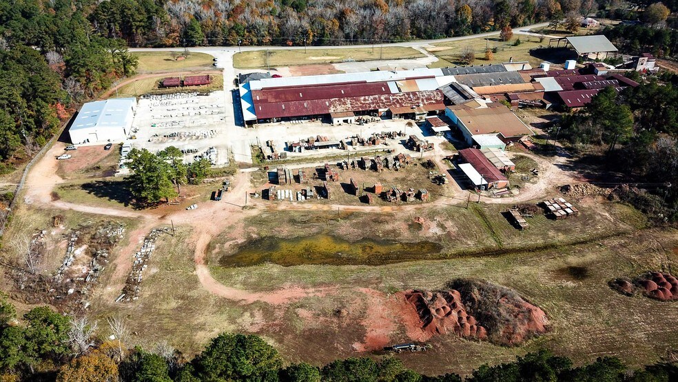 More Photos Of 6250 Coosada Rd, Coosada Manufacturing For Sale