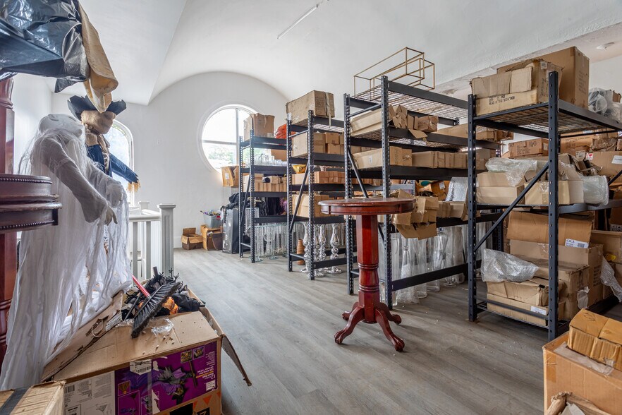 More Photos Of 386 Jersey St, Staten Island Religious Facility For Sale