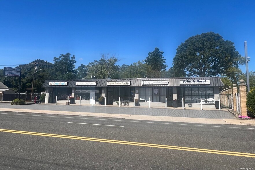 Primary Photo Of 177-185 Jerusalem Ave, Massapequa Unknown For Lease