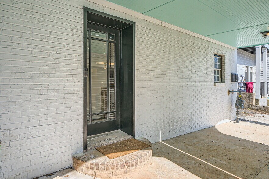 More Photos Of 568 John Wesley Dobbs Ave NE, Atlanta Apartments For Sale