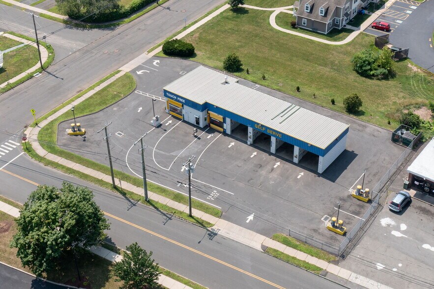 Primary Photo Of 2360 Corbin Ave, New Britain Carwash For Sale