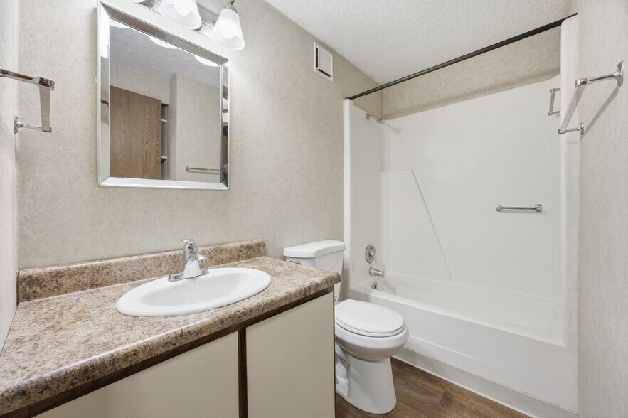 More Photos Of 3150 Pyramid Pky, Lakeland Apartments For Sale