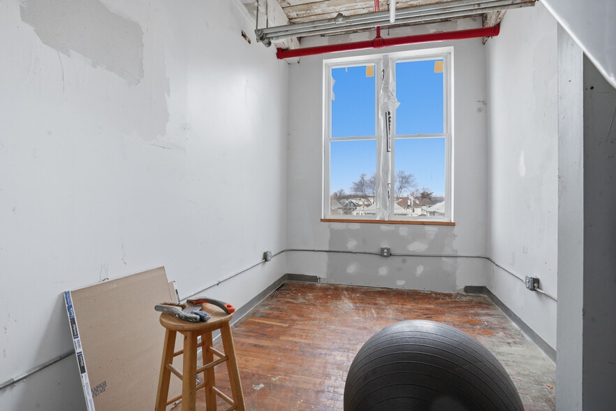 More Photos Of 120 Webster St, Pawtucket Manufacturing For Sale