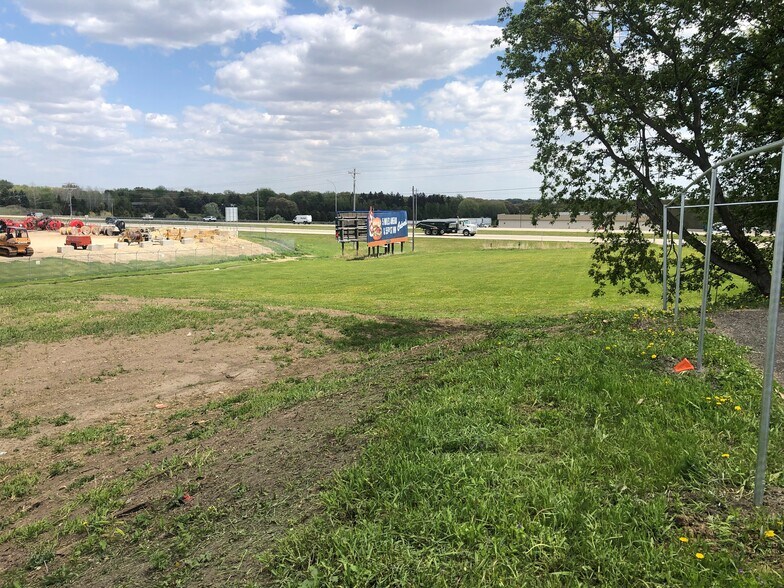 More Photos Of 7050 11th Ave SW, Rochester Land For Lease