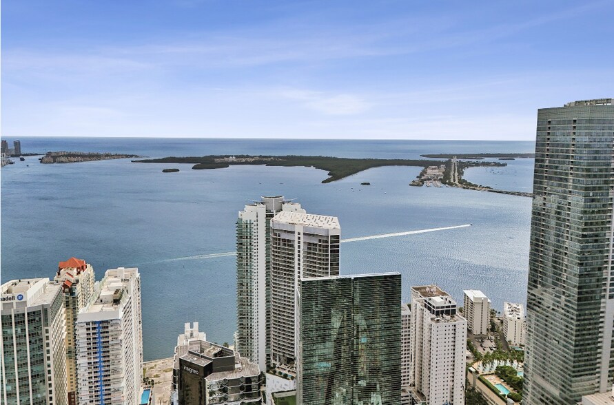 More Photos Of 1300 Brickell Bay Dr, Miami Apartments For Sale