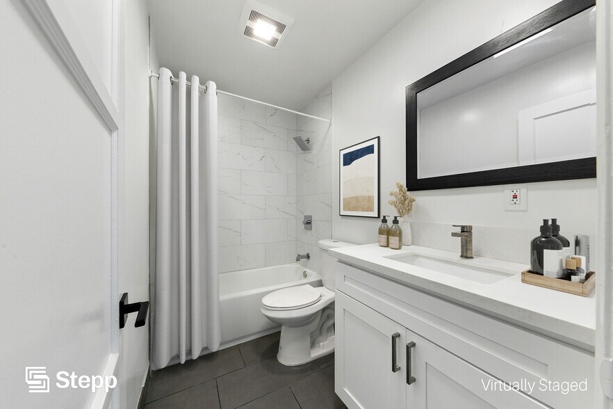 More Photos Of 3301 Obama Blvd, Los Angeles Apartments For Sale
