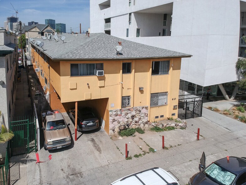 More Photos Of 827 S Carondelet St, Los Angeles Apartments For Sale