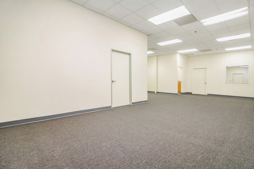 More Photos Of 2681 Dow Ave, Tustin Manufacturing For Lease