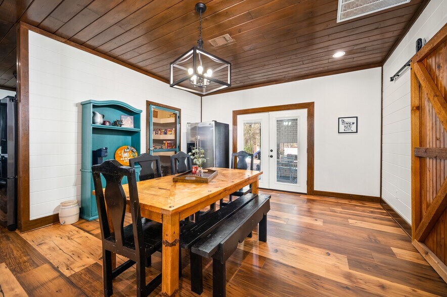 More Photos Of 54 Indian Creek Rd, Woodworth General Retail For Sale