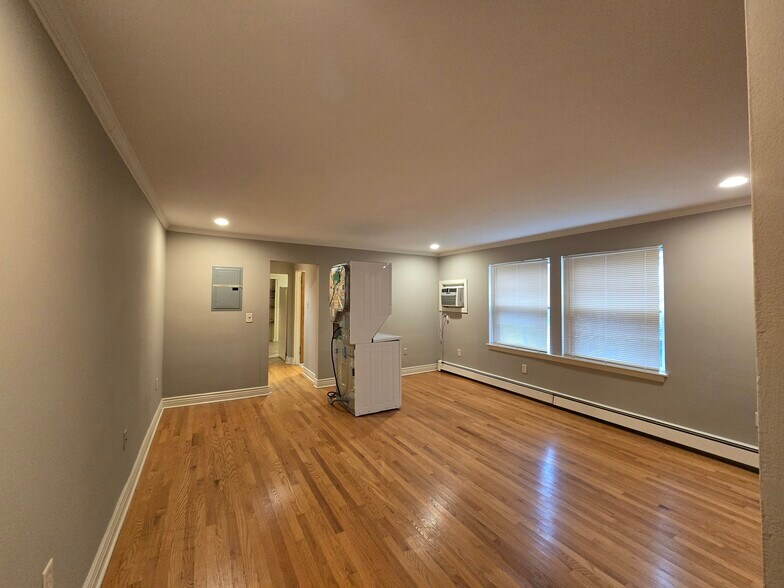 More Photos Of 813 W Berry St, Fort Wayne Apartments For Sale