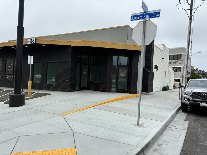 Primary Photo Of 2468 Junipero Serra Blvd, Daly City Restaurant For Lease