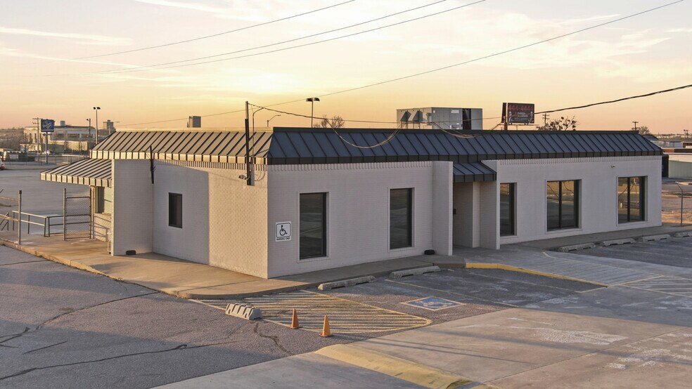 More Photos Of , Oklahoma City Unknown For Sale