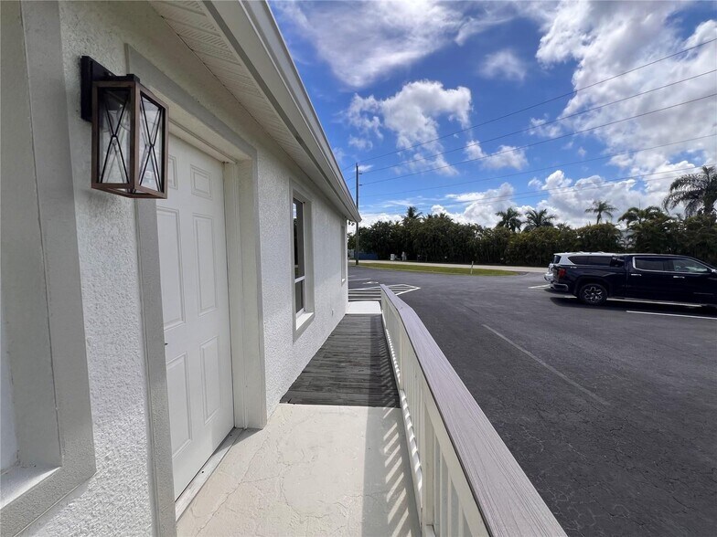 More Photos Of 180 Rio Villa Rd, Punta Gorda Freestanding For Sale