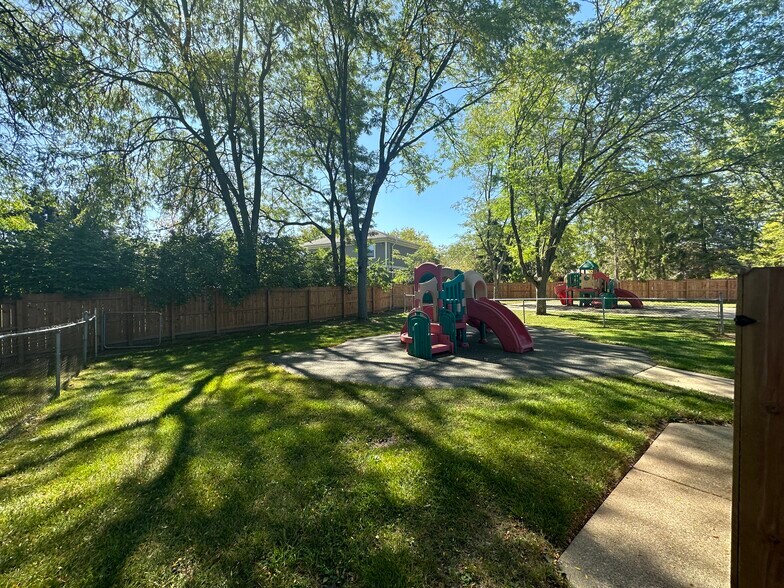 More Photos Of 6036 Tara Hill Dr, Dublin Daycare Center For Lease