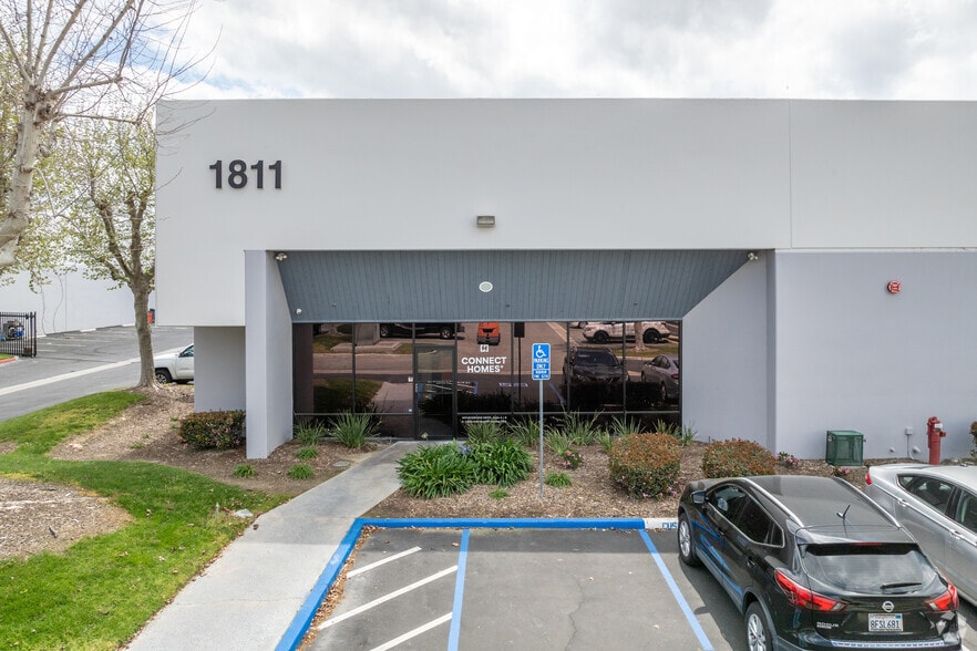 More Photos Of 1811 Riverview Dr, San Bernardino Unknown For Lease