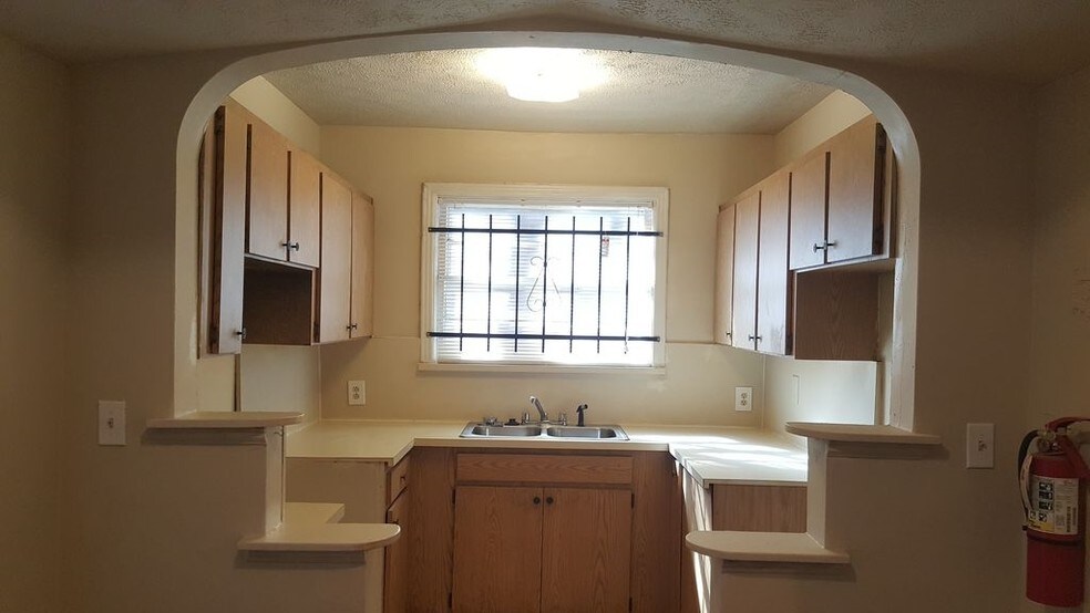 More Photos Of 519 W 23rd St, Jacksonville Apartments For Sale