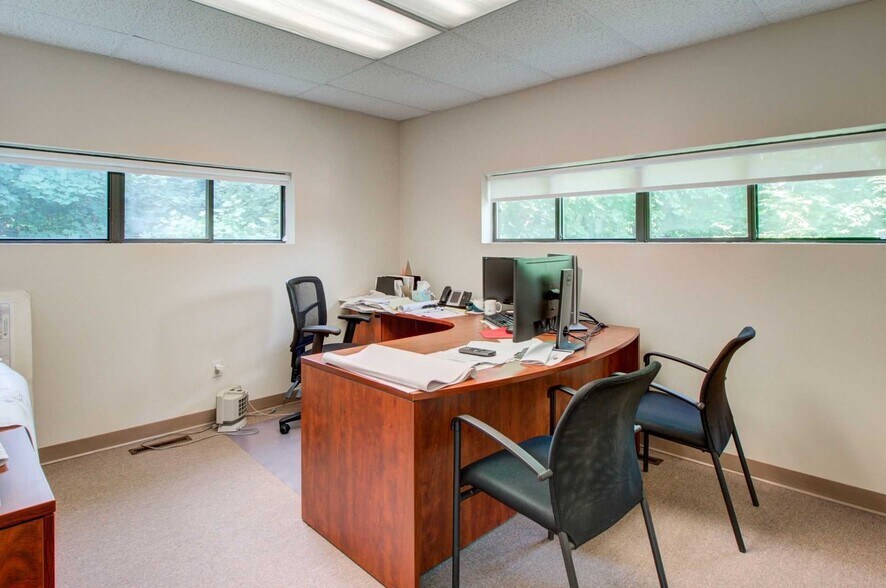 More Photos Of 56 Main St, Poughkeepsie Medical For Lease