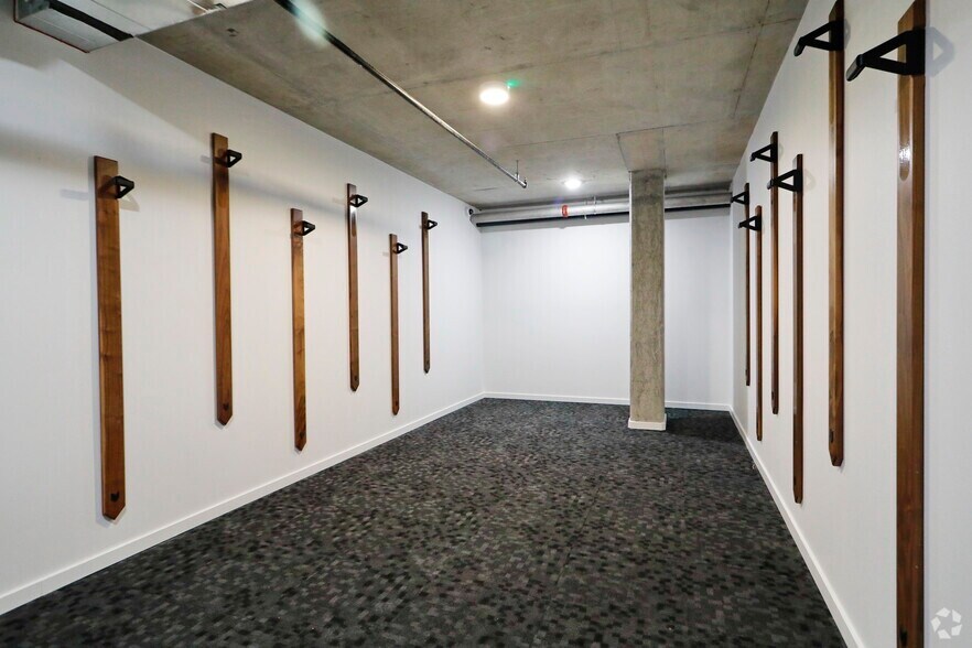 More Photos Of 5512 17th Ave NW, Seattle Apartments For Lease