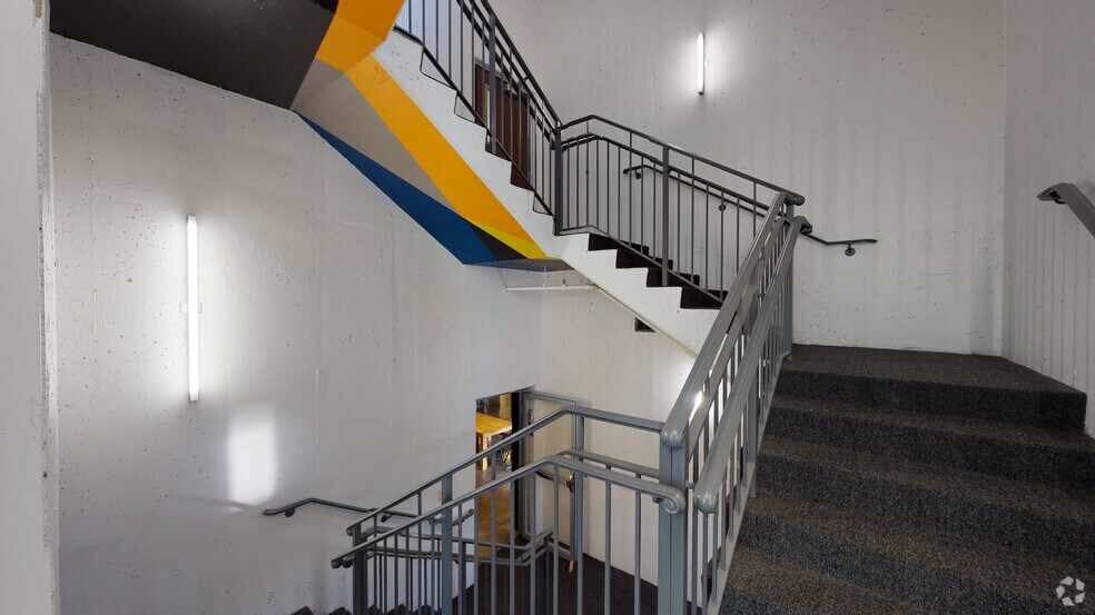 More Photos Of 2329-2351 Market St, Saint Louis Office For Lease