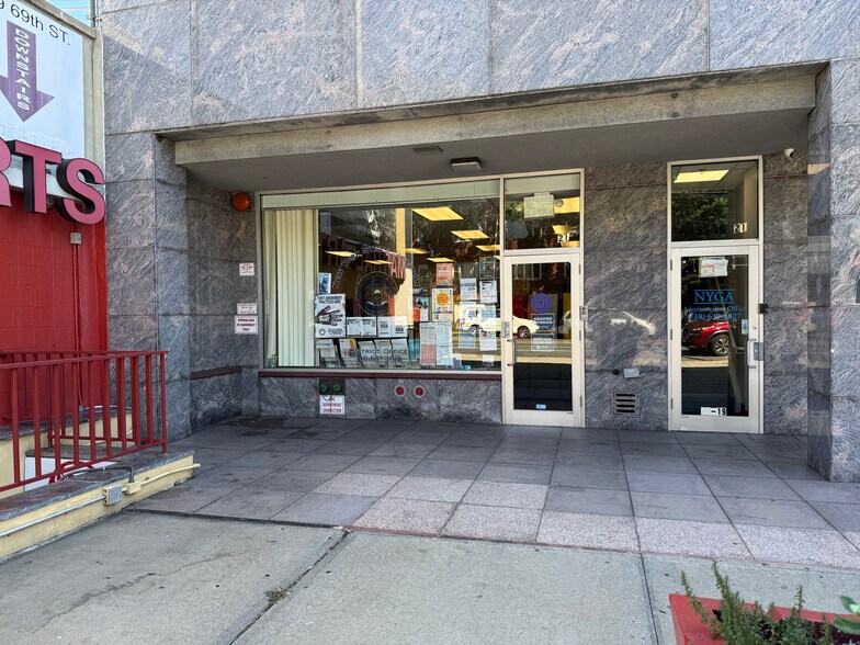 More Photos Of 55-19-55-25 69th St, Maspeth Storefront Retail Office For Lease