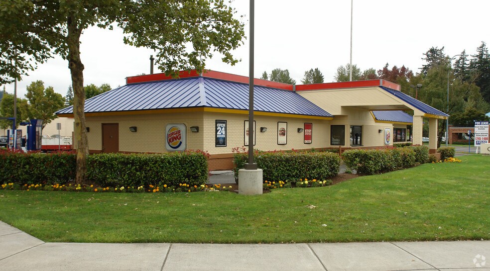 Primary Photo Of 990 NW Eastman Pky, Gresham Fast Food For Sale