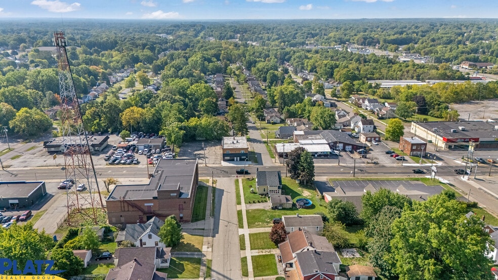 More Photos Of 3143 Mahoning Ave, Youngstown Storefront Retail Residential For Lease