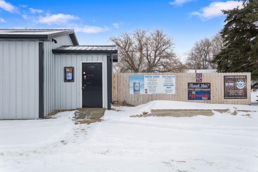 More Photos Of 220 Main St, Butte General Retail For Lease