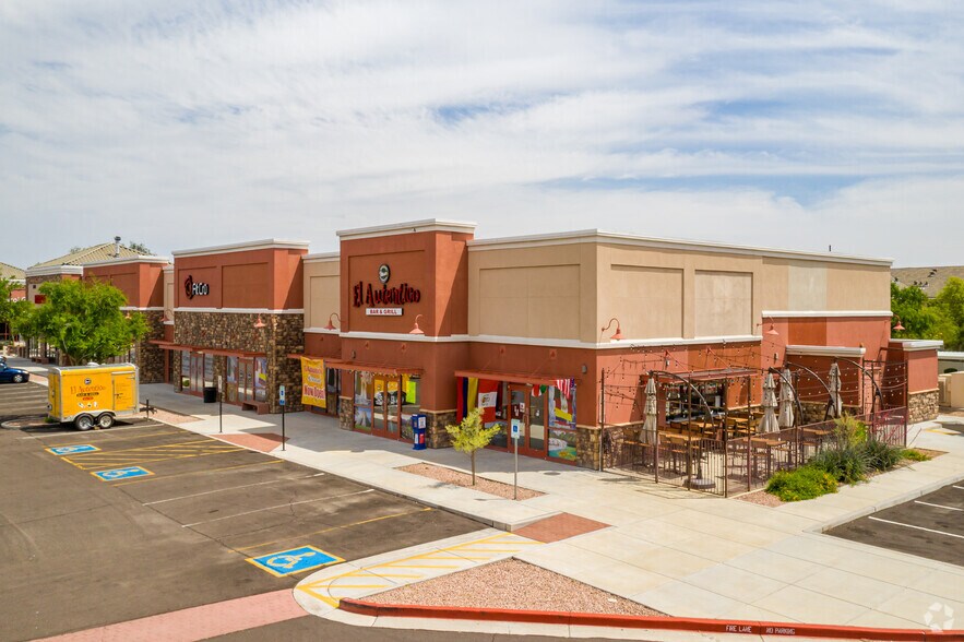 More Photos Of 5609 E McKellips Rd, Mesa General Retail For Lease