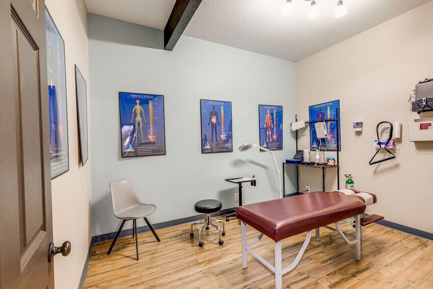 More Photos Of 7917 N May Ave, Oklahoma City Freestanding For Sale