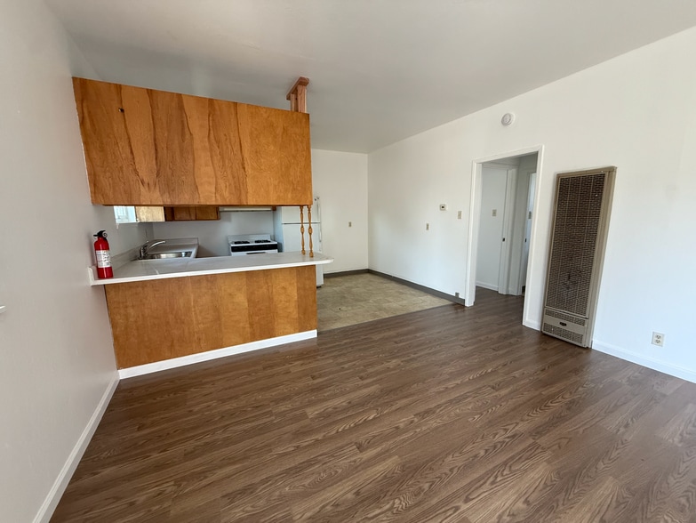 More Photos Of 1430-1436 45th Ave, Oakland Apartments For Sale