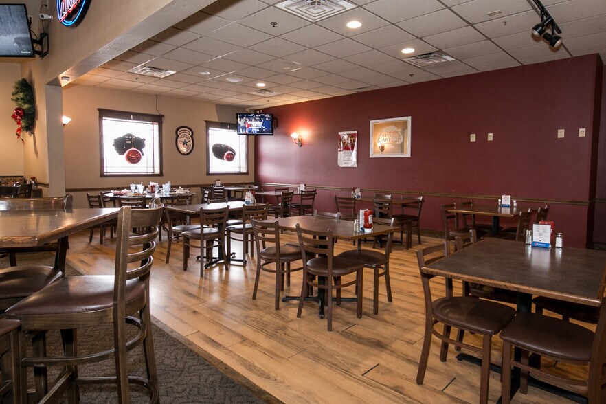 More Photos Of 1225 Timberlane Dr, Sauk Centre General Retail For Sale