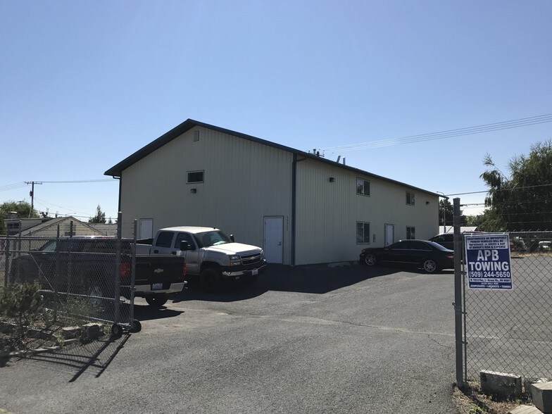 More Photos Of 13315 W 13th Ave, Airway Heights Light Manufacturing For Sale