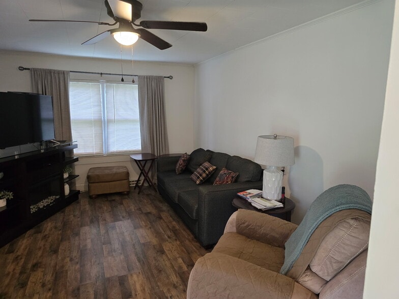 More Photos Of 517 Pleasant Ave, Kannapolis Religious Facility For Sale