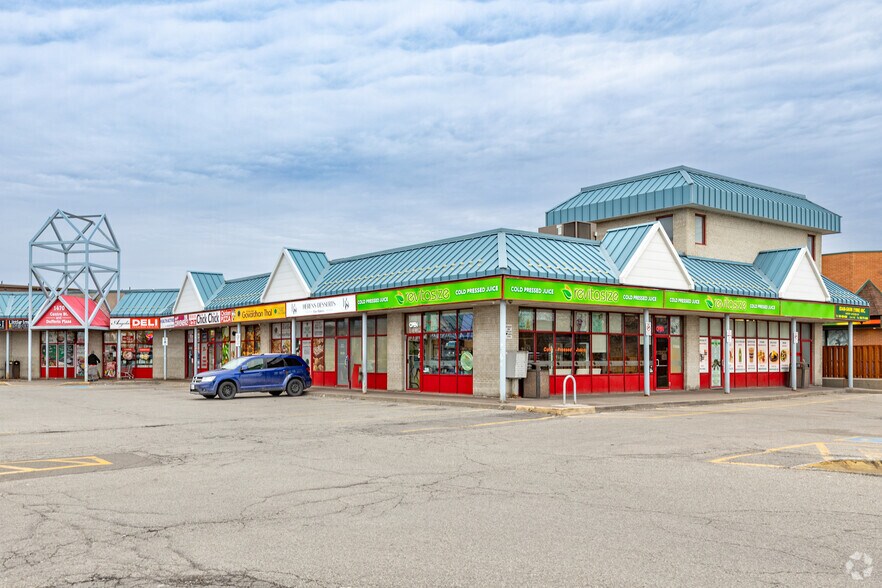 Primary Photo Of 1470 Centre St, Vaughan General Retail For Sale