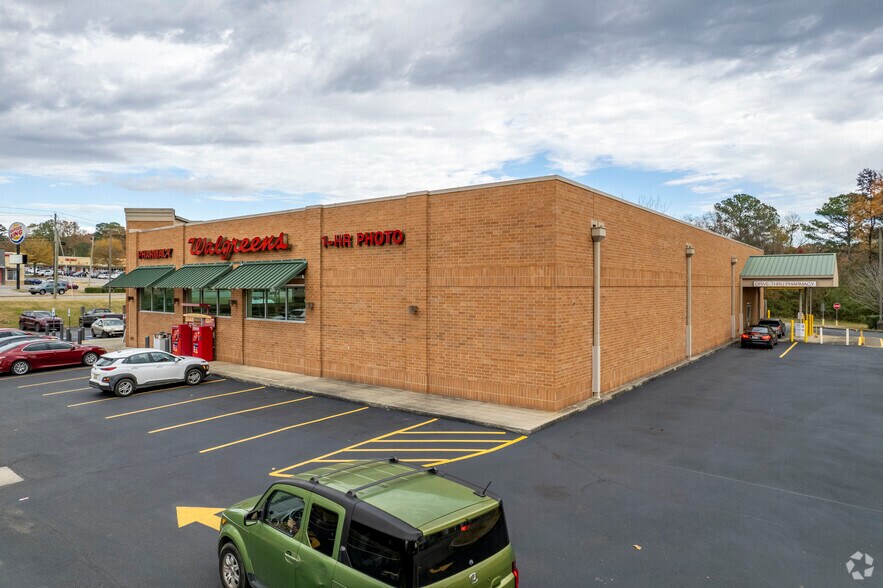 More Photos Of 3025 Allison Bonnett Memorial Dr, Hueytown Drugstore For Sale