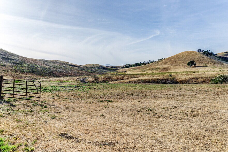 More Photos Of 8201 Highland Rd, Livermore Land For Sale