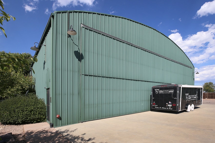 More Photos Of 2650 S Main St, Erie Airplane Hangar For Lease