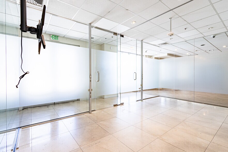 More Photos Of 400 Beale St, San Francisco Apartments For Sale