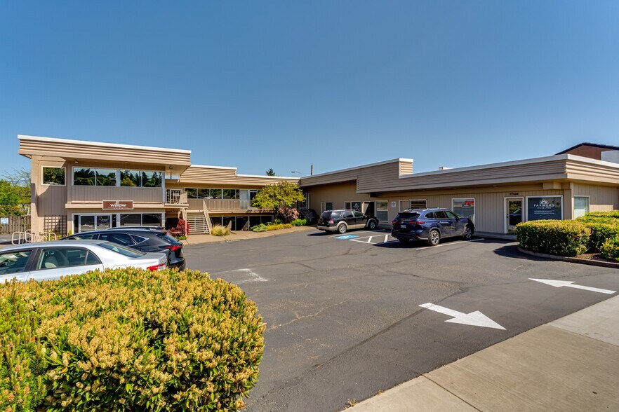 Primary Photo Of 2643-2655 Willamette St, Eugene Storefront Retail Office For Lease