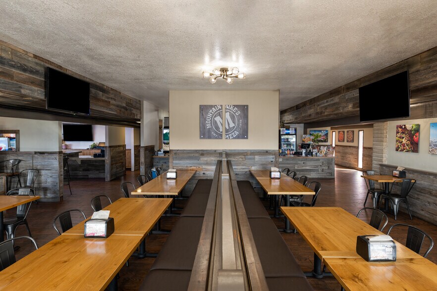 More Photos Of 888 S Main St, Fort Bragg Hotel For Sale