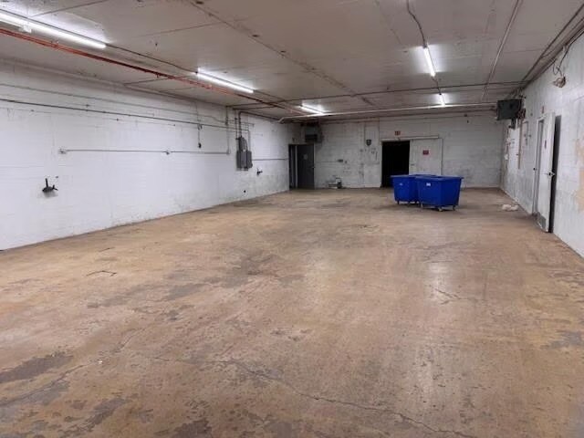 More Photos Of 116 S 10th St, Marshall Light Distribution For Sale