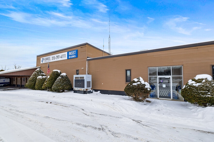 Primary Photo Of 410 Catherine St, Utica Service For Sale