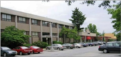 Primary Photo Of 1300 Union Tpke, New Hyde Park Medical For Lease