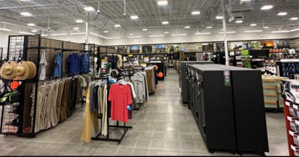 More Photos Of 27550 Eucalyptus Ave, Moreno Valley General Retail For Lease