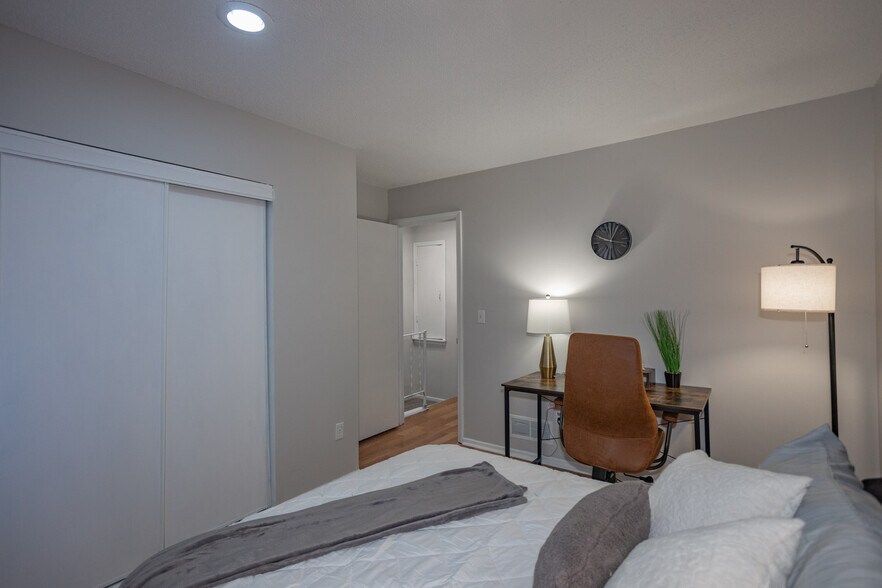 More Photos Of 3108 Eaton St, Kansas City Multifamily For Sale