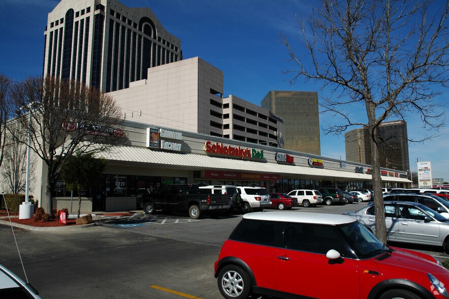 More Photos Of 6103-6123 Greenville Ave, Dallas Storefront For Lease