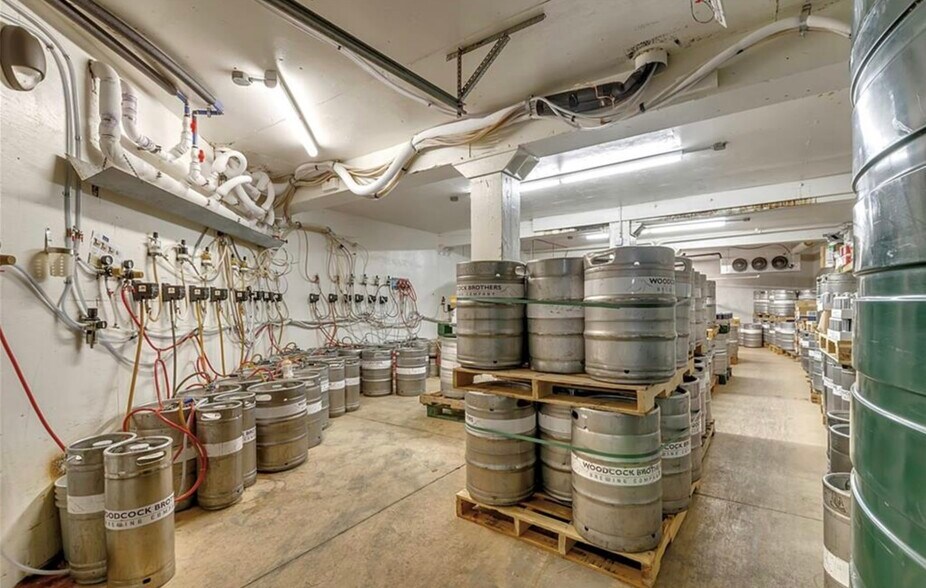 More Photos Of 638 Lake St, Wilson Freestanding For Sale