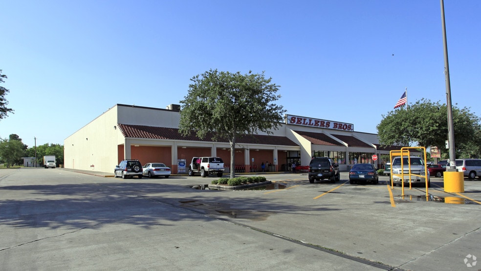 More Photos Of ,  General Retail For Sale