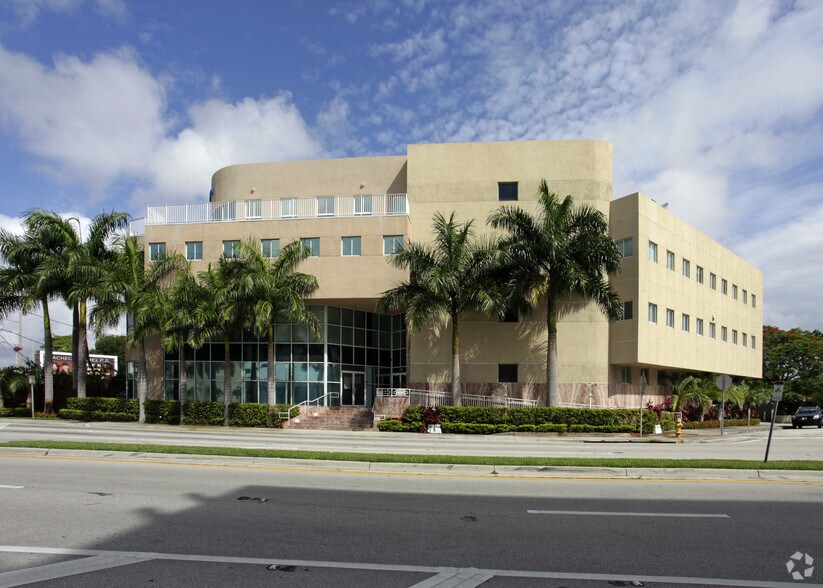 More Photos Of 770 Ponce de Leon Blvd, Coral Gables Office For Lease